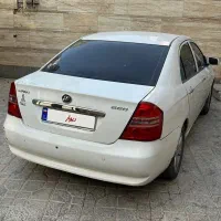 سواری لیفان 620
