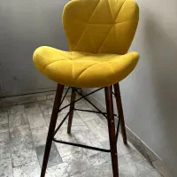 صندلی چوبی