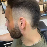 پذیرش ارایشگراقا(شاگرد،نیمه ماهروماهر)|استخدام درمانی، زیبایی، بهداشتی|مشهد, کوی المهدی|دیوار