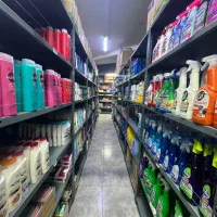 استخدام  در  فروشگاه پونک