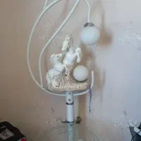 آباژور ایستاده