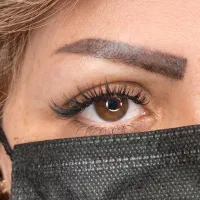 اکستنشن مژه و لیفت ابرو و مژه