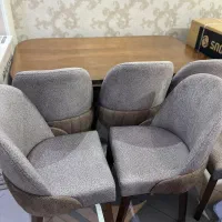 میز ناهار خوری ۶ نفره کاملا نو