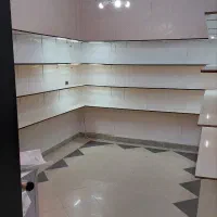 قفسه و دکوراسیون شیشه‌ای مغازه|فروشگاه و مغازه|نهاوند, |دیوار