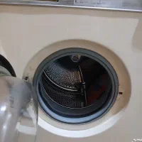 یک  عدد   ماشین لباسشویی AEG|ماشین لباسشویی و خشک‌کن لباس|بومهن, |دیوار