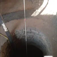چاه کنی داخل آب تا عمق ۹۰متر وانباری تا ۵۰متر