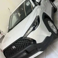 کرولا کراس هیبرید