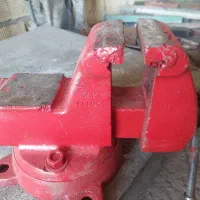 بکس برقی بوش المانی ویک عدد گیره گردون آمریکایی|ابزارآلات|تهران, علم و صنعت|دیوار