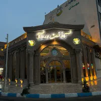 استخدام نیرو در کافه و فست فود