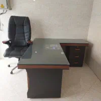 میز و صندلی اداری