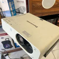 اجاره ویدیو پروژکتور و پرده