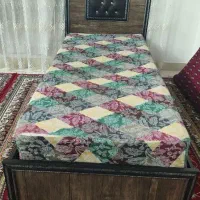 تخت خواب چوبی یک نفره تشک