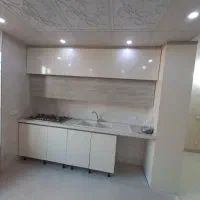 آپارتمان باقراباد یاس سفید