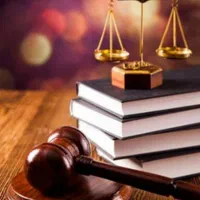 وکیل پایه یک دادگستری