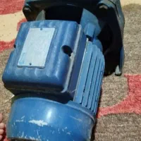 پمپ آب  بشقابی پنتاکس ۱ اسب بسیار قوی|مصالح و تجهیزات ساختمان|نورآباد, |دیوار