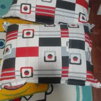 بالش پر آستردار