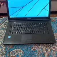 لپ تاپ 15.6 اینچ توشیبا نسل 3 . رم 4. تمیز