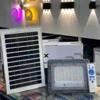 پرژکتور خورشیدی 100 وات ریموت‌دار