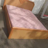 تخت با تشک (سرویس خواب) / تخت دو نفره/|تخت و سرویس خواب|رشت, خرسندی|دیوار