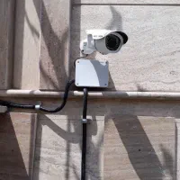 فروش و نصب دوربین مداربسته دزدگیر و کابل‌کشی شبکه|دوربین مداربسته|گلبهار, شهر جدید گلبهار|دیوار