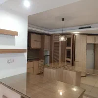 سجاد-این-سینا-همکف-چند-پله-پائین