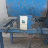 یک دسگاه آسیاب قدیمی باموتور ۳فاز|ماشین‌آلات صنعتی|کوهدشت, |دیوار