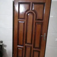 رنگکاری دربهای چوبی.،پاسنگی وصندلی.