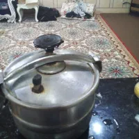 یک عدد زوپز|ظروف پخت‌وپز|اندیمشک, |دیوار