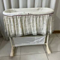 گهواره نوزاد|تخت و صندلی بچه|لاهیجان, لیالستان|دیوار