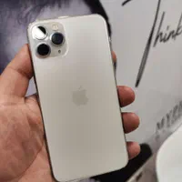 اپل iPhone 11 Pro با حافظهٔ ۲۵۶ گیگابایت