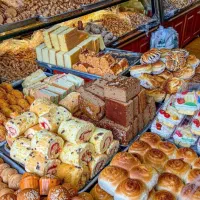 استخدام‌ نیروی اقا مسلط به دستگاه پهن کن خمیر