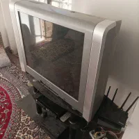 تلویزیون 32اینچ|تلویزیون و پروژکتور|لنجان, |دیوار