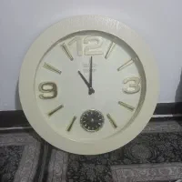 ساعت دیواری