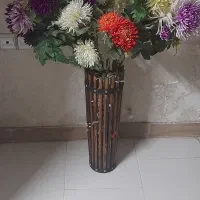 گل مصنوعی وگلدان باچوب بامبو