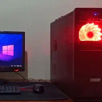 سیستم گیمینگ با مانیتور وموس کیبورد