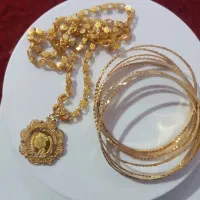 طلا و جواهرات