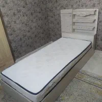 تخت با تشک و کفی