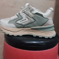 کفش اسپرت زنانه و دخترانه سایز37|کیف، کفش، کمربند|تهران, هاشمی|دیوار