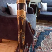 مجسمه طرح صورت چوبی