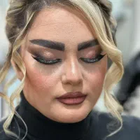 میکاپ کار و اموزش میکاپ