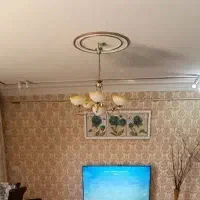سه عدد لوستر پنج پر زرد رنگ
