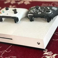 پلی استیشن ایکس باکس