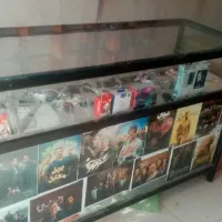 ویترین شیشه ای مغازه