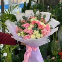 دسته گل رز هدیه خاص کد ۱۲۴۷ گلاریس