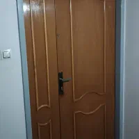 در چوبی دو لنگه