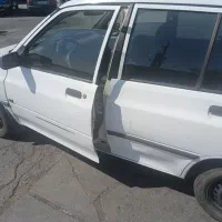پراید سفید