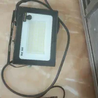 پروژکتور در حد نو