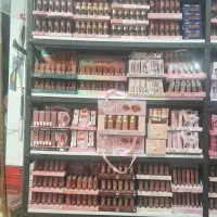 کمک فروشنده خانوم یا آقا نیمه وقت ۳الی ۹