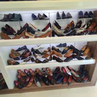 استخدام فروشنده  آقا( کفش فروشی)