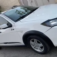 کوییک R سفید مشکی مدل ۱۴۰۰